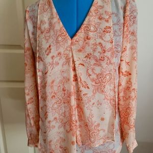 Chicos Size 1 Salmon/Creme Lovely Flowing Blouse